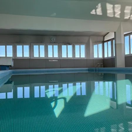 Bella Vista : Piscine & Vue Panoramique Paris
