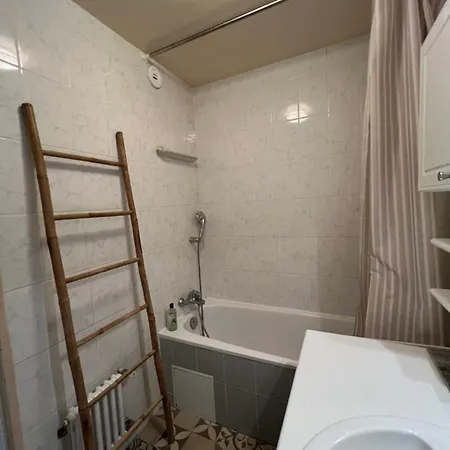 Apartment Bella Vista : Piscine & Vue Panoramique Paris
